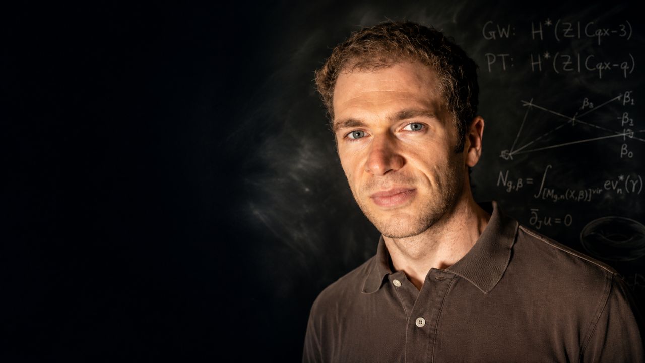 The Undergraduate Who Solved a Problem Mathematicians Couldn't